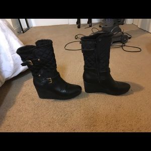 Guess gently worn wedge faux fur lined boots